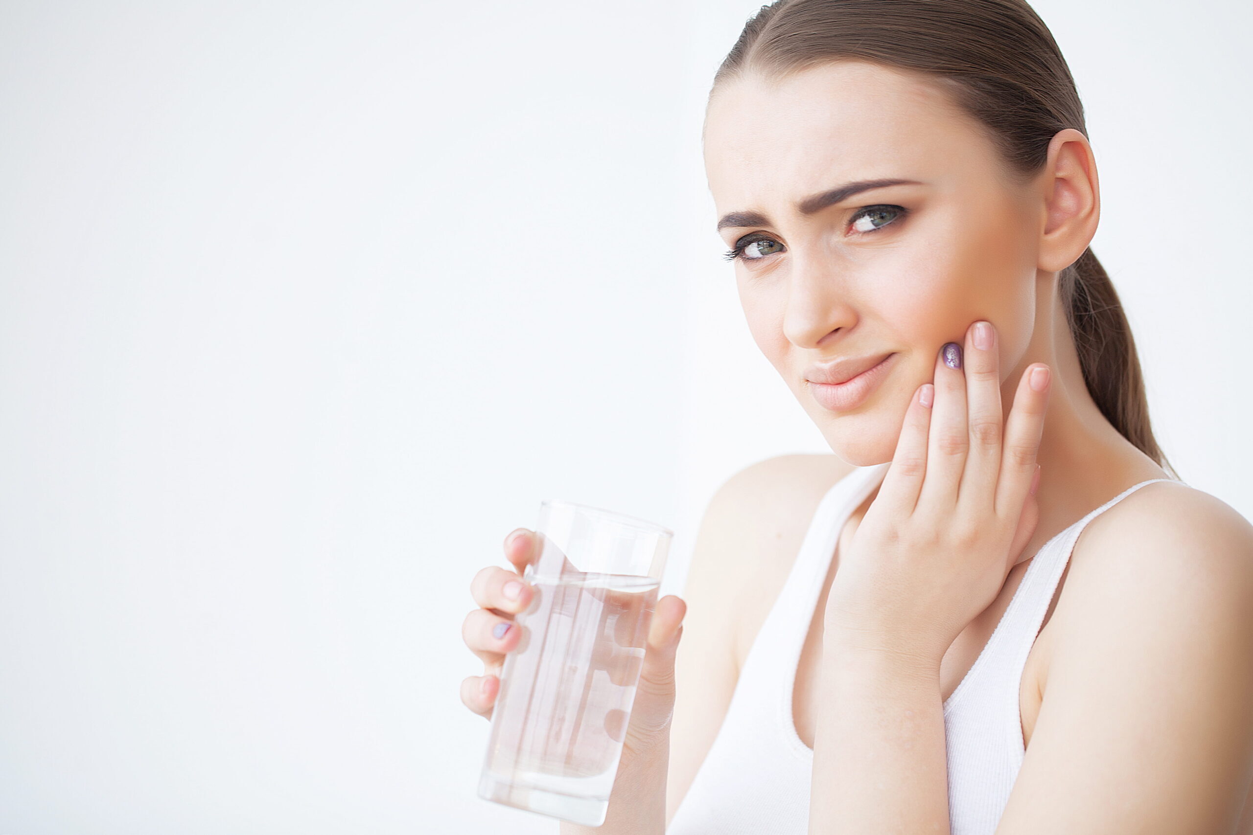 How to Relieve Pain After Tooth Extraction